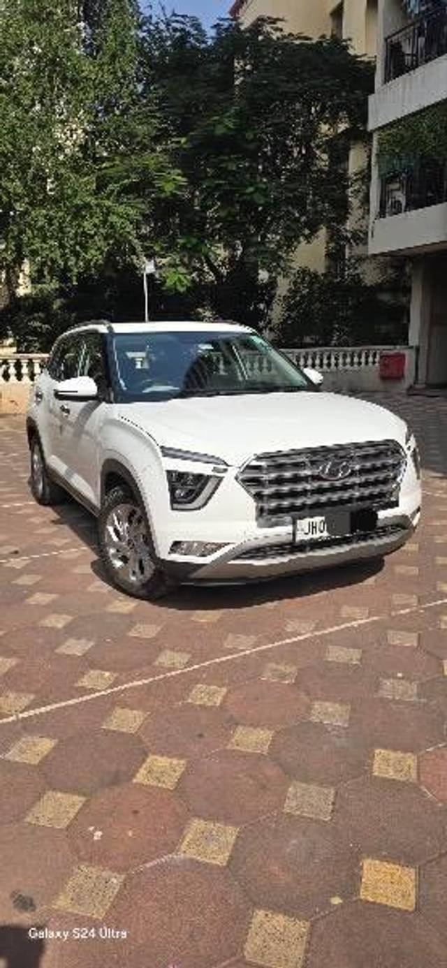 https://images10.gaadi.com/usedcar_image/4555102/original/processed_1e78fd2b-0027-4be3-a7b3-4c3cd6c18e4a.jpeg?imwidth=6402
