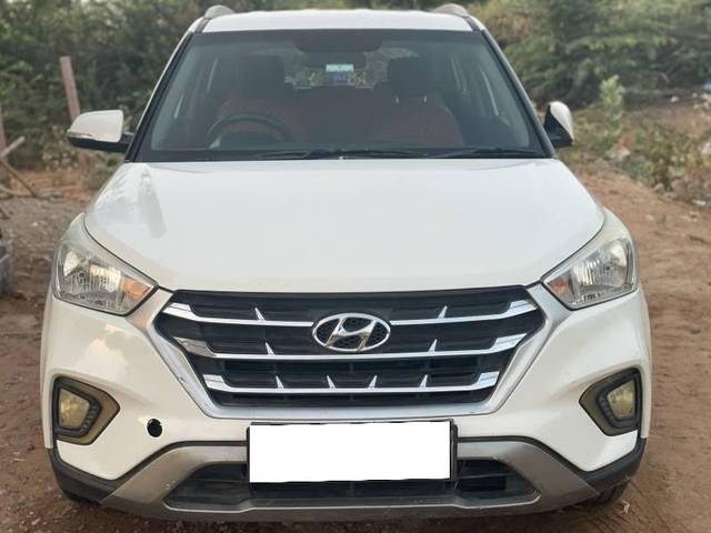 https://images10.gaadi.com/usedcar_image/4555106/original/processed_051a082b-7a2b-4cee-be89-715de0638583.jpg?imwidth=6400