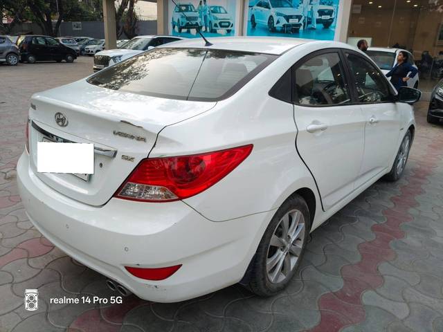 https://images10.gaadi.com/usedcar_image/4555108/original/processed_bebad6f1ae700ddd200f3b4b0dc0d754.jpg?imwidth=6401