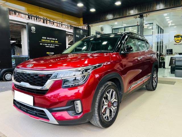 https://images10.gaadi.com/usedcar_image/4555110/original/processed_71e4d653d9ad8f94aaacbe1883bbb6c2.jpg?imwidth=6400