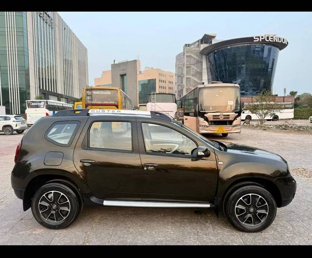 https://images10.gaadi.com/usedcar_image/4555130/original/processed_3378134c0ae02ed15fd554bf7b34d1d3.jpg?imwidth=6401