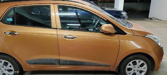 https://images10.gaadi.com/usedcar_image/4555166/original/processed_acc21df4-eae2-40c6-ae22-b4791915996b.jpg?imwidth=6401