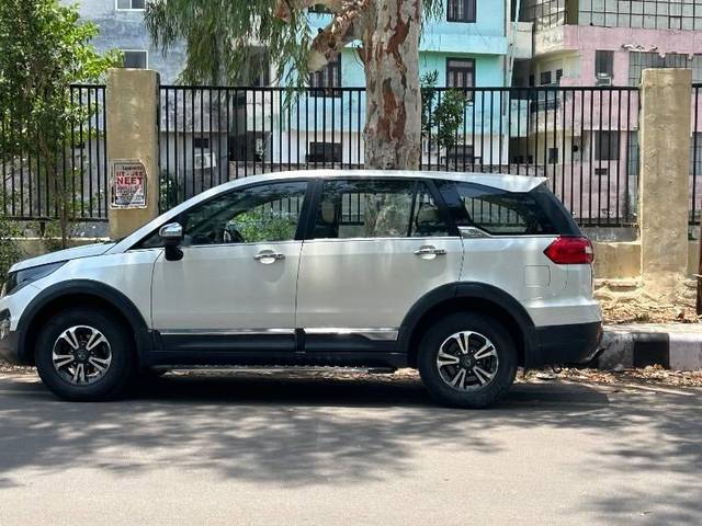 https://images10.gaadi.com/usedcar_image/4555198/original/processed_0522b35d-b6d2-4a9e-bc5f-435d9dd25226.jpeg?imwidth=6402