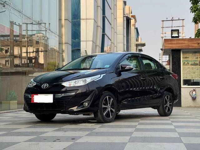 https://images10.gaadi.com/usedcar_image/4555202/original/processed_1cbd15e12a1af1508b66edb1dc3b5951.jpg?imwidth=6402