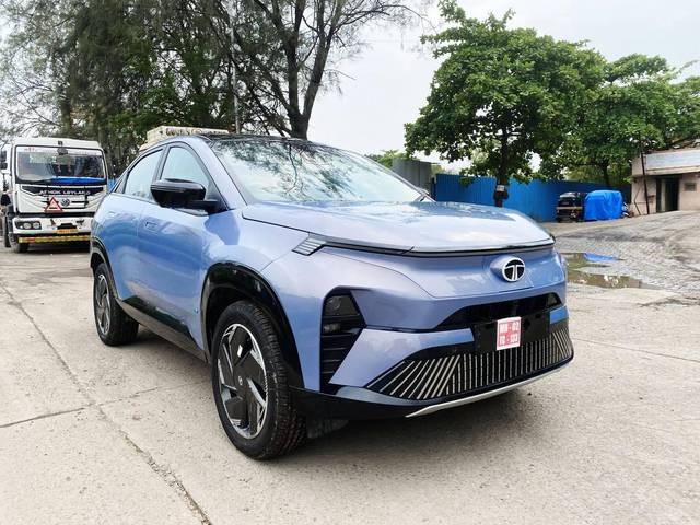 https://images10.gaadi.com/usedcar_image/4555203/original/processed_333a93c404e77c71d23676063e9a544b.jpg?imwidth=6400