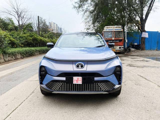 https://images10.gaadi.com/usedcar_image/4555203/original/processed_511bfc8db3b9ccee35ef92e464868c89.jpg?imwidth=6401