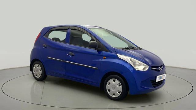 https://images10.gaadi.com/usedcar_image/4555207/original/8b9d626a853d00ff9a8a619e4a03cc45.jpg?imwidth=6400