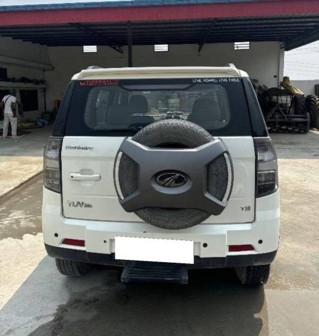 https://images10.gaadi.com/usedcar_image/4555208/original/processed_6b9e5195-b2ee-4142-8919-b628ccc28bf8.jpeg?imwidth=6402