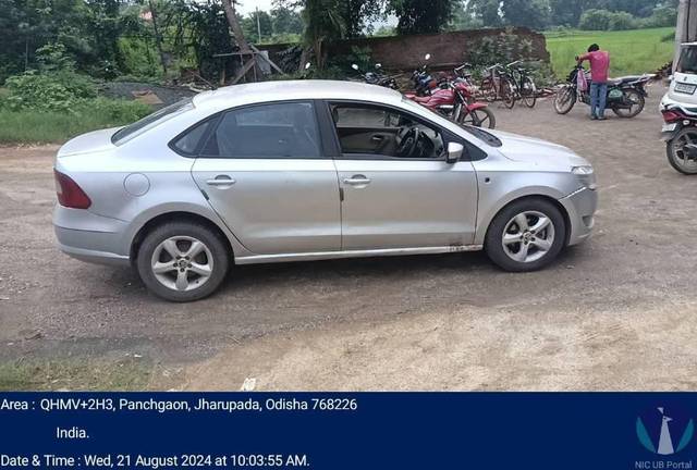 https://images10.gaadi.com/usedcar_image/4555209/original/processed_c937f1b9-4ddc-4225-9b96-13bb98b97299.jpg?imwidth=6402