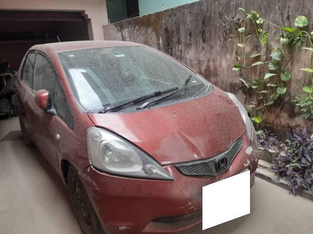 https://images10.gaadi.com/usedcar_image/4555212/original/processed_ec6eaf64-aae0-4efa-ab2b-a0ae992dbc7b.jpeg?imwidth=6401