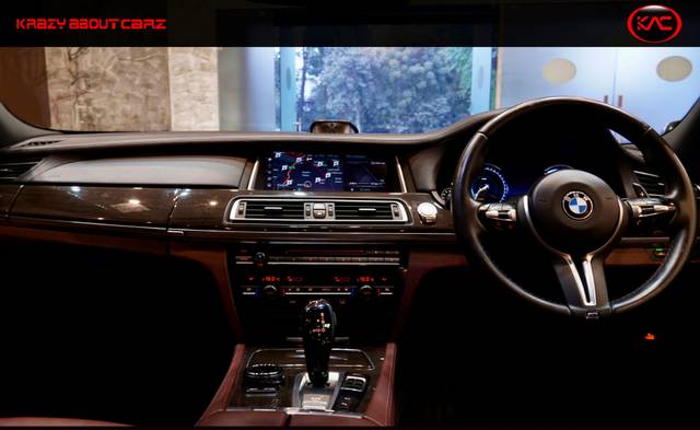 https://images10.gaadi.com/usedcar_image/4555222/original/411a60df7829746aa0b1ffb0af58827c.jpg?imwidth=6402