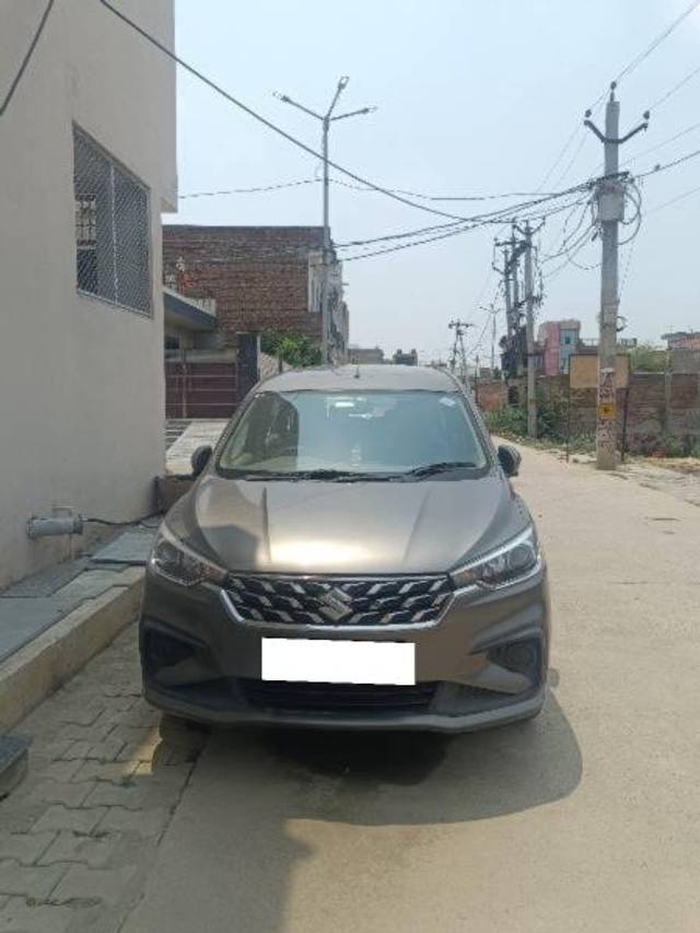 https://images10.gaadi.com/usedcar_image/4555274/original/processed_21854ce2-0b14-46ce-9540-535d2dc1c90d.jpg?imwidth=6400