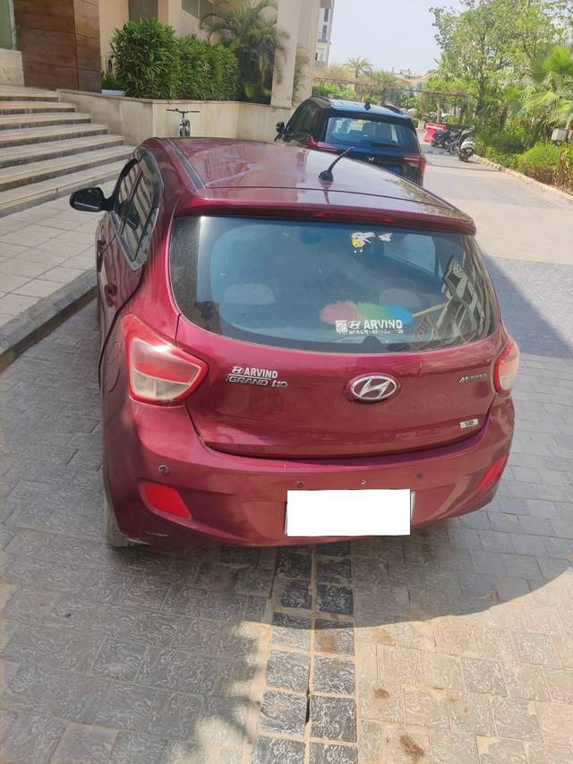 https://images10.gaadi.com/usedcar_image/4555281/original/processed_5e0e2810-718a-48c1-abfc-3fa971280ec8.jpg?imwidth=6400
