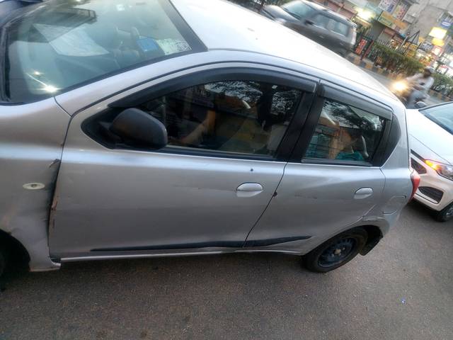 https://images10.gaadi.com/usedcar_image/4555286/original/f02bc5b0-d218-4b2d-8867-c0631a505a64.jpg?imwidth=6402