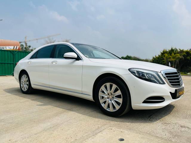 https://images10.gaadi.com/usedcar_image/4555352/original/processed_b4765c21da5eeb0587061cc5341f6390.jpg?imwidth=6400
