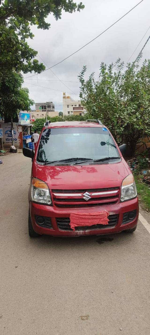 https://images10.gaadi.com/usedcar_image/4555385/original/873dd29e-454b-466b-a7fb-68069cd1b571.jpg?imwidth=6400