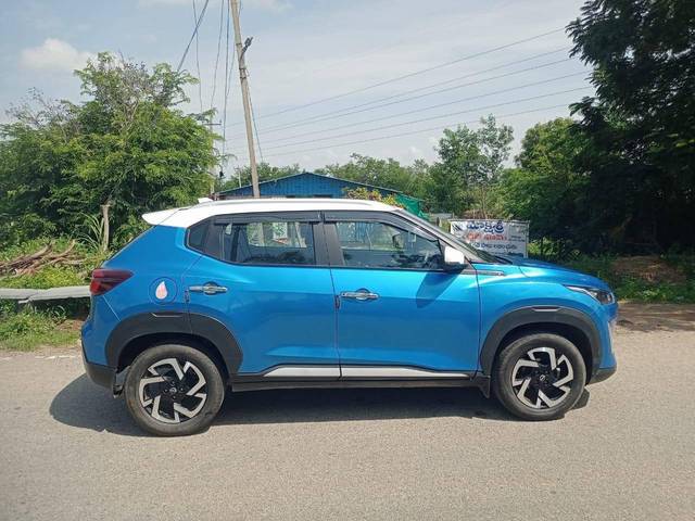 https://images10.gaadi.com/usedcar_image/4555399/original/processed_f0256aa5-26a0-4046-a164-2df7e7bcfb96.jpg?imwidth=6400