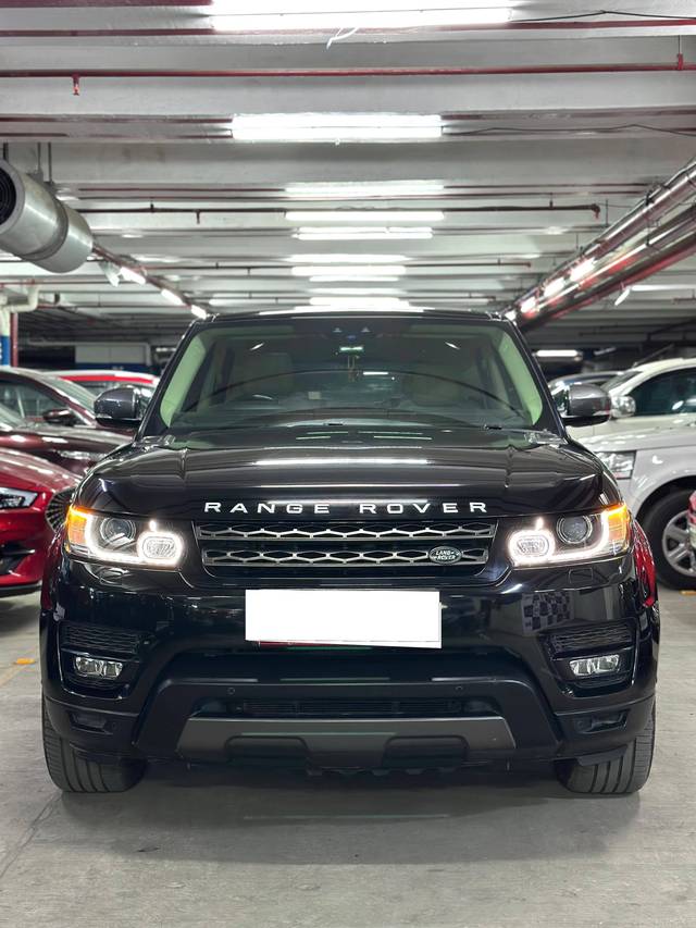 https://images10.gaadi.com/usedcar_image/4555405/original/processed_61e7777697f7cd6eefea62f30d61af30.jpg?imwidth=6402