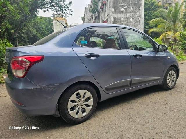 https://images10.gaadi.com/usedcar_image/4555423/original/processed_250e355a2f8f80f2943dfd2dcaa0c70a.jpg?imwidth=6402