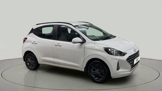 https://images10.gaadi.com/usedcar_image/4555428/original/762d00908d6d6aa048d32074688f7f15.jpg?imwidth=6400