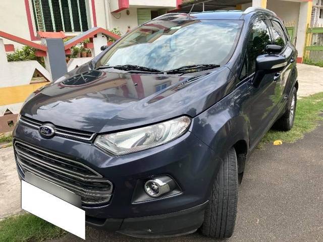 https://images10.gaadi.com/usedcar_image/4555453/original/processed_ddbf9c3e-9824-44e7-b0f3-c3fb74403f10.jpeg?imwidth=6402