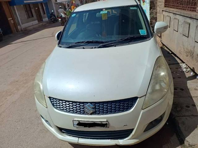 https://images10.gaadi.com/usedcar_image/4555456/original/processed_a9b2b7c2-2f71-4447-a590-1cd2fa27a216.jpg?imwidth=6400