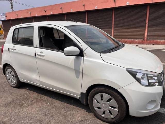 https://images10.gaadi.com/usedcar_image/4555460/original/processed_c7e379c1-9f29-4769-8db4-a0ae9b0f25c0.jpeg?imwidth=6400