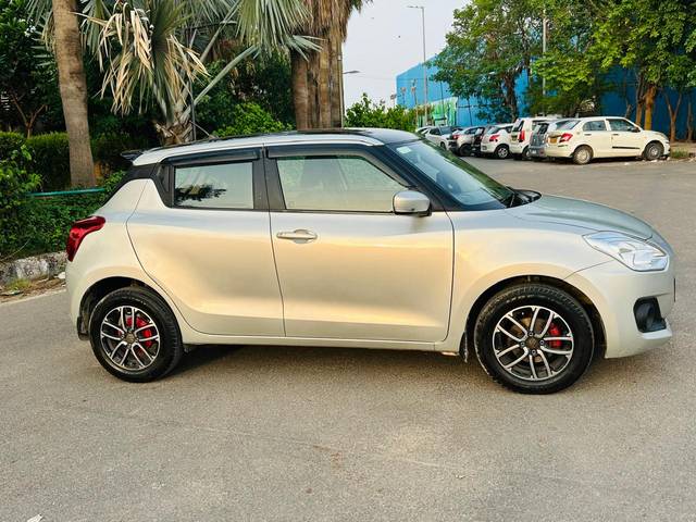 https://images10.gaadi.com/usedcar_image/4555480/original/41d2485e982be46d31a3efb8c05579a8.jpg?imwidth=6401