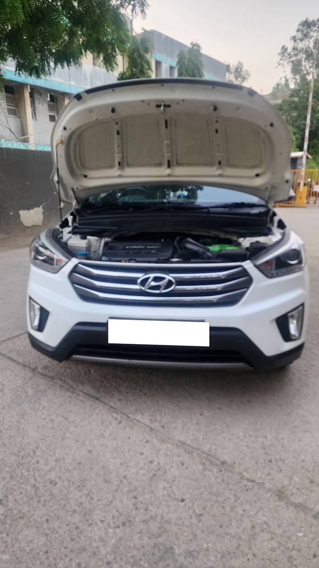https://images10.gaadi.com/usedcar_image/4555525/original/processed_83f57674ba6f468d3eb6a5610980dca7.jpg?imwidth=6401