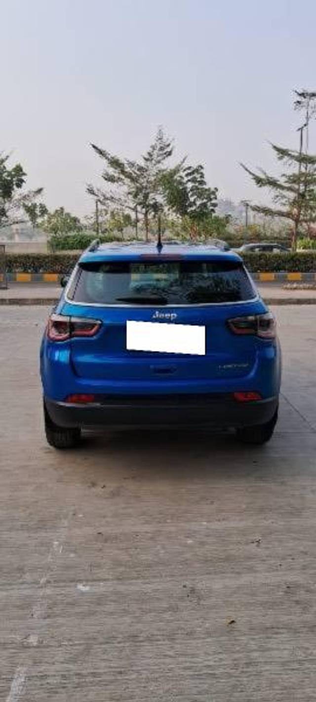https://images10.gaadi.com/usedcar_image/4555529/original/processed_13c7d7d8-c5f0-41c7-9ede-1d60b01b7dc9.jpeg?imwidth=6402