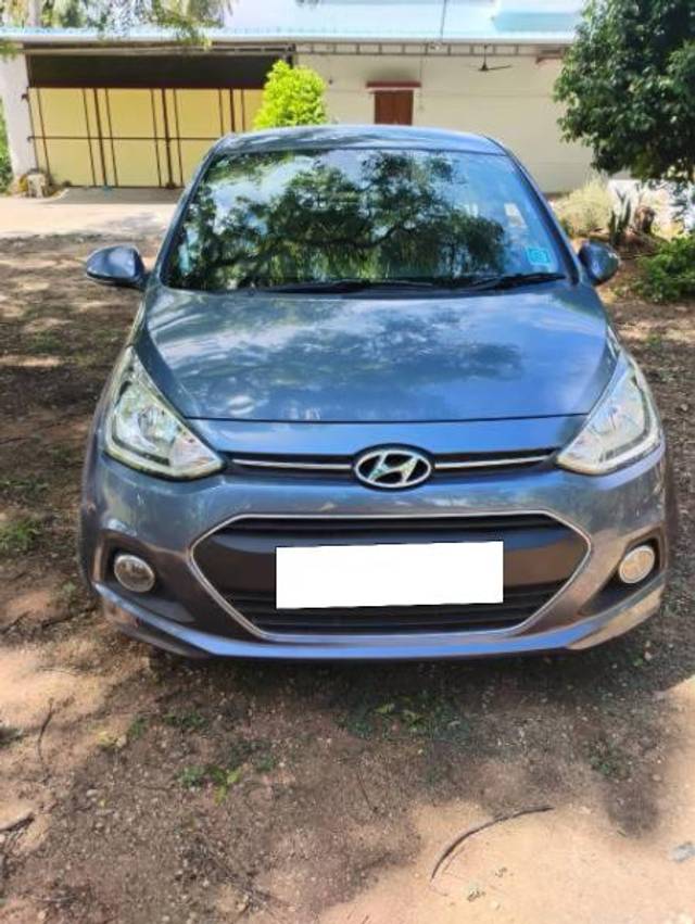 https://images10.gaadi.com/usedcar_image/4555530/original/processed_cef39b87-16e7-45d6-ab4a-9501c50d81c2.jpg?imwidth=6400