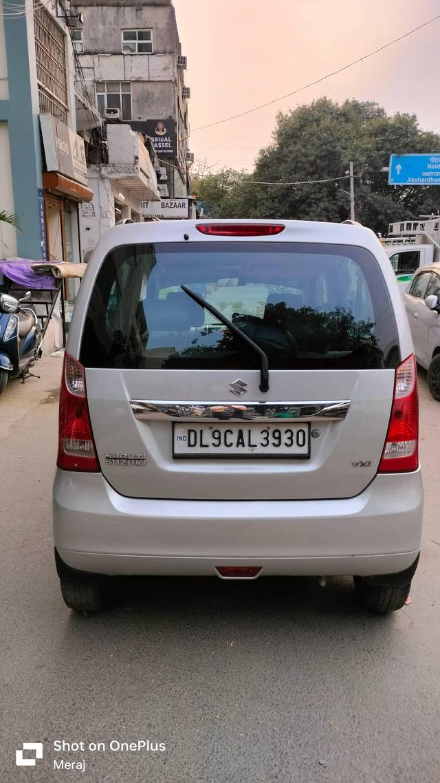 https://images10.gaadi.com/usedcar_image/4555551/original/processed_24262641fb8726b75bf74c61f745be2b.jpg?imwidth=6402