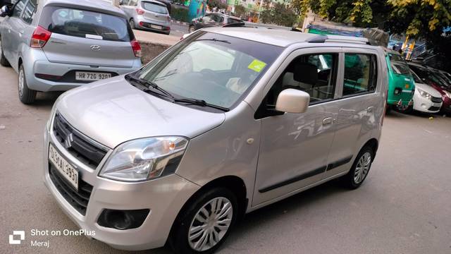 https://images10.gaadi.com/usedcar_image/4555551/original/processed_f4648d8d9cb3193d397c75d620d1260b.jpg?imwidth=6400