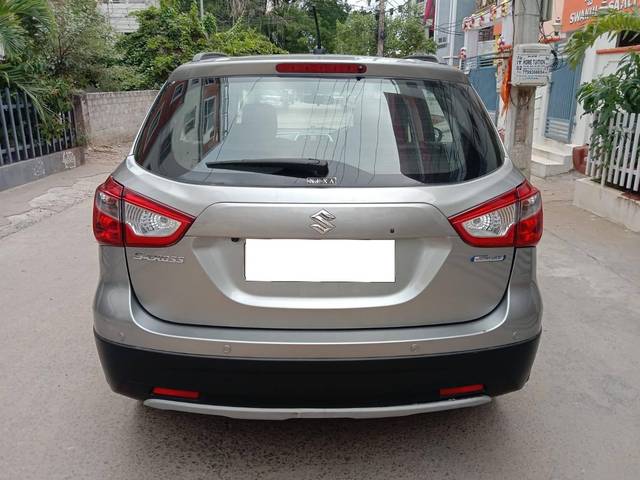 https://images10.gaadi.com/usedcar_image/4555554/original/processed_bff914e78e04890436fa08d296282dec.jpg?imwidth=6401