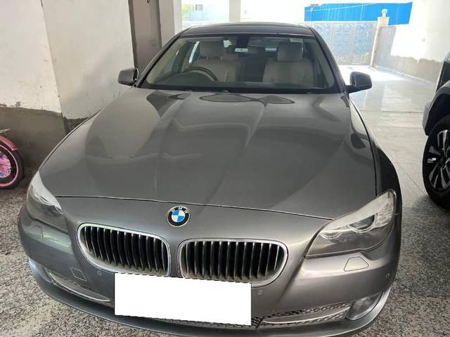 https://images10.gaadi.com/usedcar_image/4555561/original/processed_8b1b11c5-77f8-4386-9b9d-ca46df2df2cd.jpeg?imwidth=6400