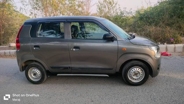 https://images10.gaadi.com/usedcar_image/4555566/original/processed_425ab67429efefd33d7a3062882bef0b.jpg?imwidth=6401