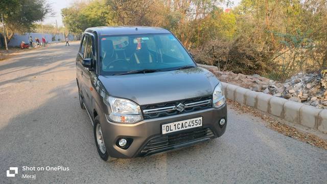 https://images10.gaadi.com/usedcar_image/4555566/original/processed_90dfa362eafd2c342877108df99ab44e.jpg?imwidth=6400