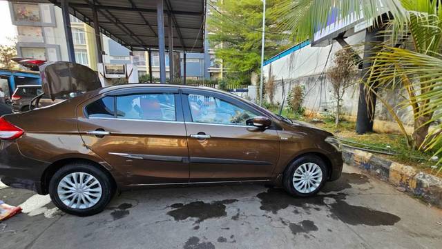 https://images10.gaadi.com/usedcar_image/4555577/original/processed_0e0b922e-2a10-4e40-9603-b06bb3b0f3b7.jpg?imwidth=6400