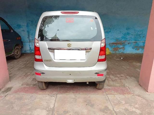 https://images10.gaadi.com/usedcar_image/4555582/original/processed_a71554c0-b158-4f1b-9960-91ae689c994d.jpg?imwidth=6401