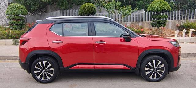 https://images10.gaadi.com/usedcar_image/4555591/original/e5eadca14cc0fab344587a093f7341b3.jpeg?imwidth=6401