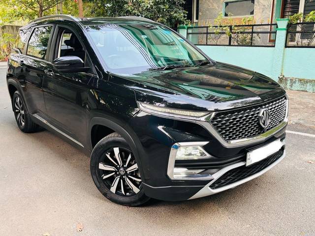 https://images10.gaadi.com/usedcar_image/4555594/original/processed_df0007cebee542b24bc0a8595a2f2087.jpg?imwidth=6400