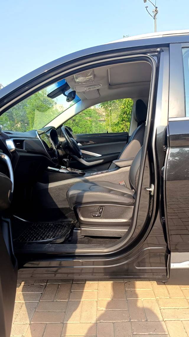 https://images10.gaadi.com/usedcar_image/4555601/original/914963bbd9926c8262fdbb47ab5e650f.jpg?imwidth=6402