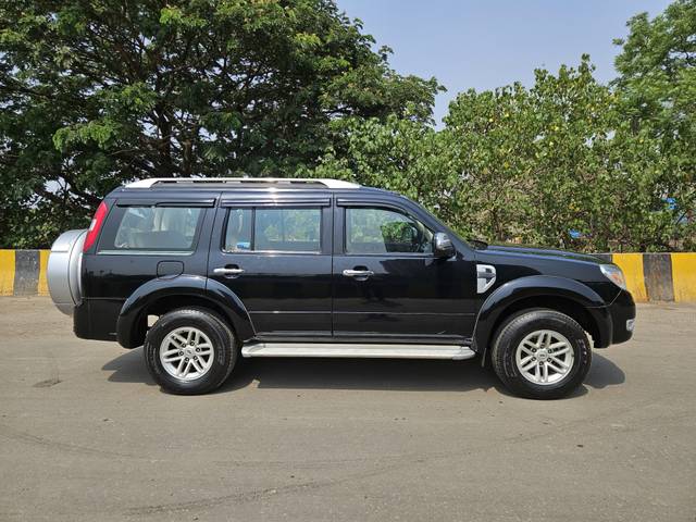 https://images10.gaadi.com/usedcar_image/4555605/original/2b665863be5c9700c45ee69584fe292e.jpg?imwidth=6401