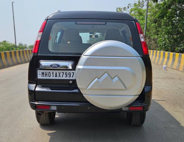 https://images10.gaadi.com/usedcar_image/4555605/original/processed_fddd58448efca23de0000fb1e05e6daa.jpg?imwidth=6402