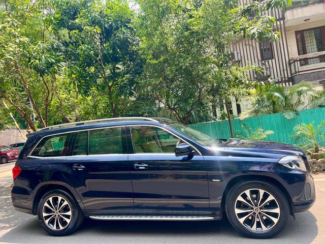 https://images10.gaadi.com/usedcar_image/4555610/original/a9404b819e1fc3289643914f4e3fccec.jpg?imwidth=6401