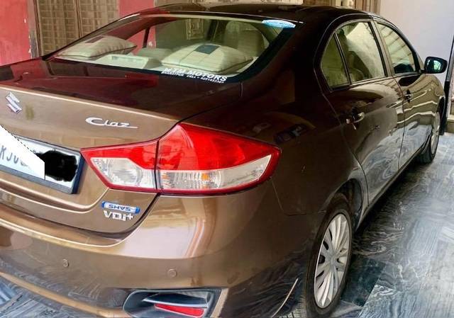 https://images10.gaadi.com/usedcar_image/4555653/original/processed_e39a0e2e-5410-4f08-aef4-c5d9ed21e683.jpeg?imwidth=6402