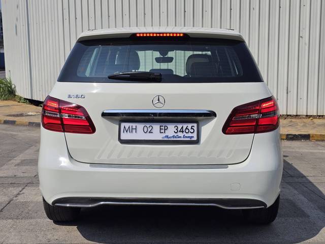 https://images10.gaadi.com/usedcar_image/4555656/original/processed_40a269c269a6f347302277ca0421b59b.jpg?imwidth=6402