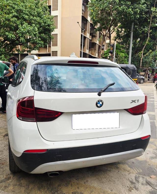 https://images10.gaadi.com/usedcar_image/4555662/original/processed_792abb45-0df8-4afc-8d7d-7b12ee28f3d7.jpg?imwidth=6401