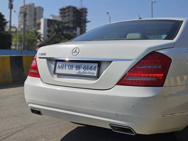 https://images10.gaadi.com/usedcar_image/4555686/original/processed_301b9762d8c6643a3199ec29a26e417d.jpg?imwidth=6402