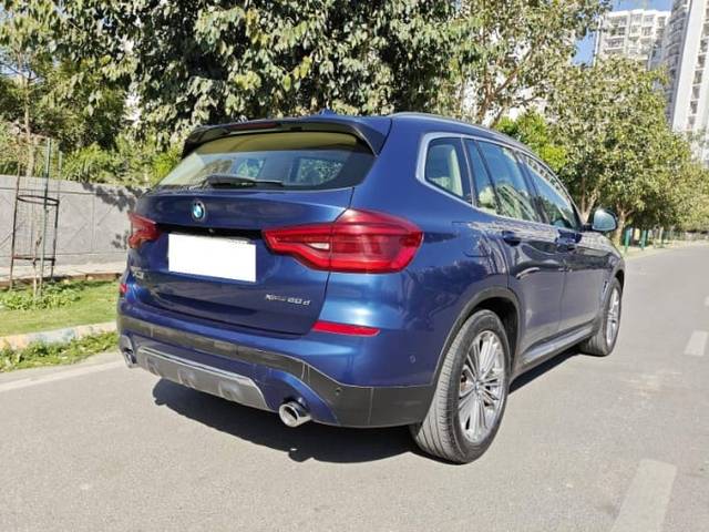 https://images10.gaadi.com/usedcar_image/4555689/original/cc7c5828eeeacafa1522191d67d10e53.jpg?imwidth=6402